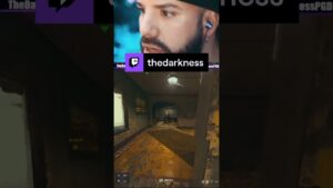 Ah, se essa arm4 não fosse de um tir0 só... 😂🔫 #warzone #callofduty #cod