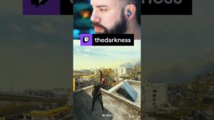 Essa estátua ta um pouco explosiva pro meu gosto 💣💥  #warzone #cod #callofduty